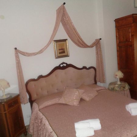 Hotel Rosati К'юзі Екстер'єр фото