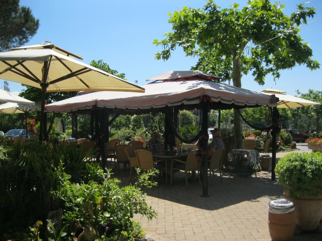 Hotel Rosati К'юзі Екстер'єр фото