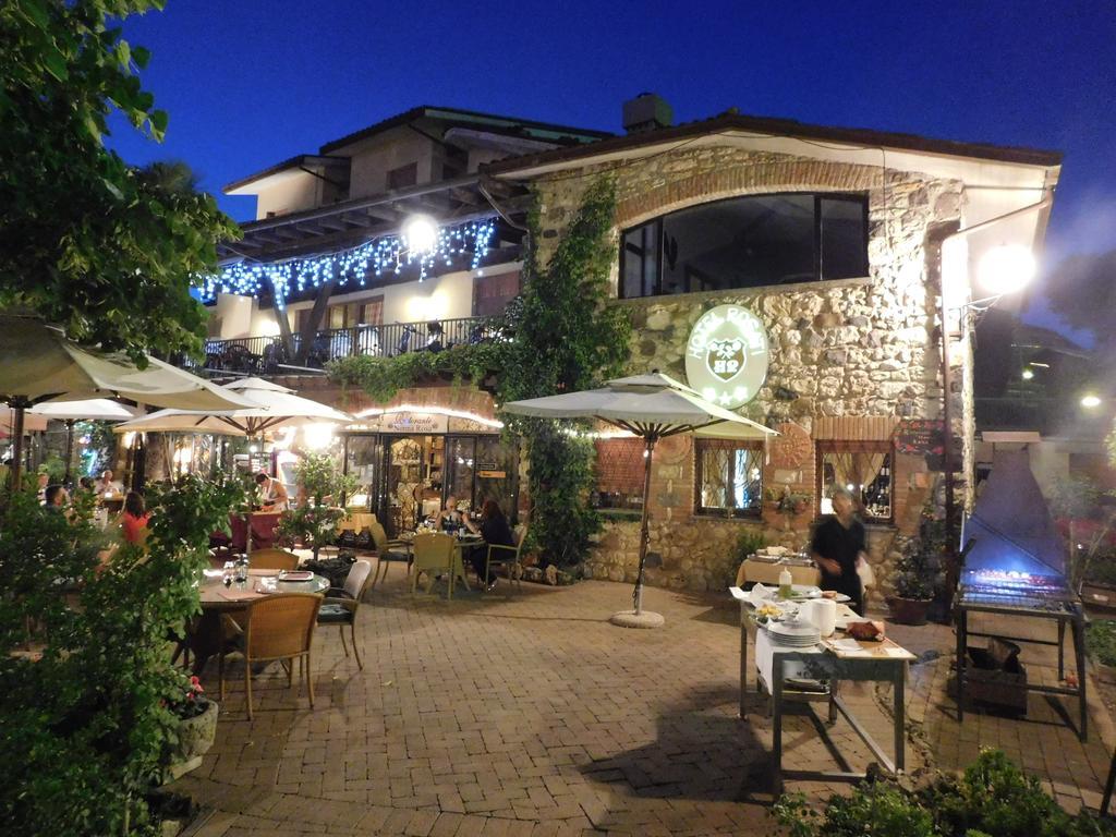 Hotel Rosati К'юзі Екстер'єр фото