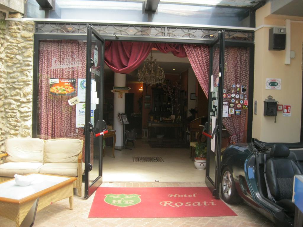 Hotel Rosati К'юзі Екстер'єр фото