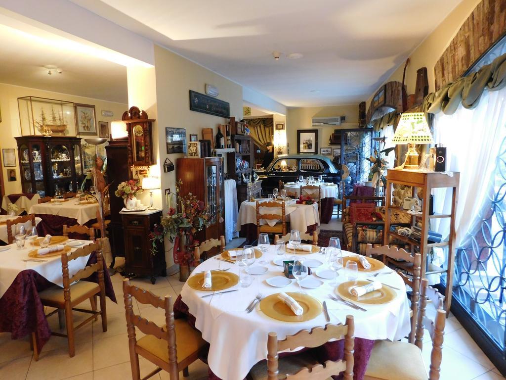 Hotel Rosati К'юзі Екстер'єр фото